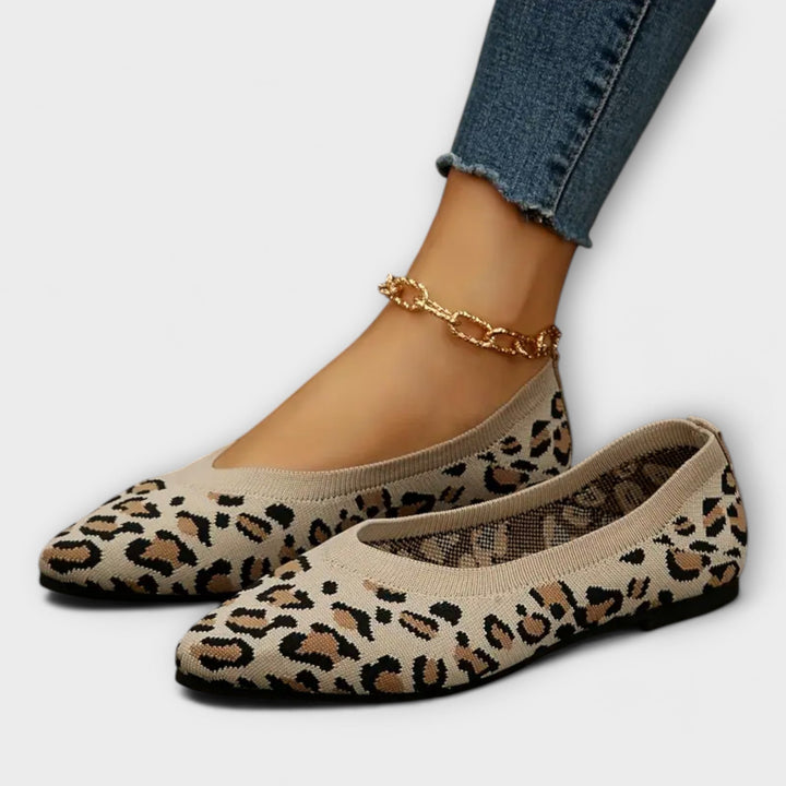 Leopard Print Pointed Flats