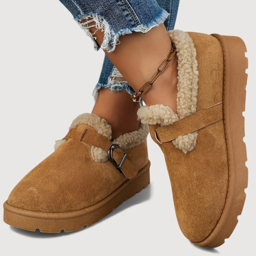 Auvira – Cosy Buckle Clogs