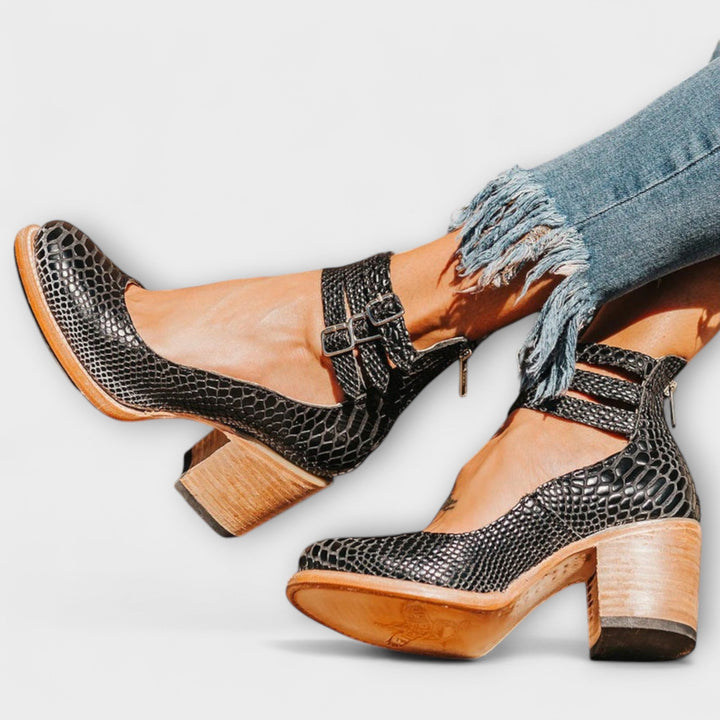 Bella – Comfortable and Stylish Orthopaedic Shoe