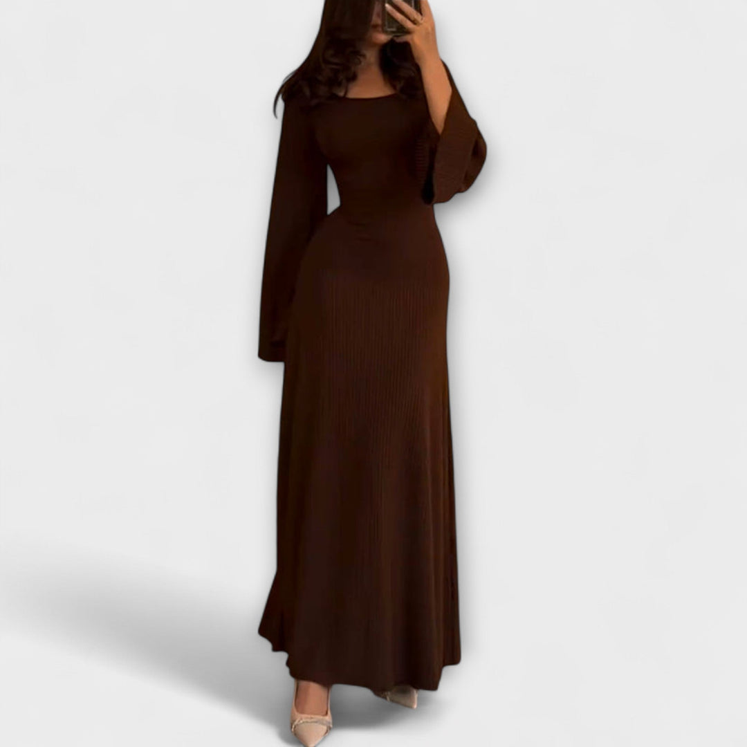 Jocelyn - Stylish Knitted Dress with Waist Detail