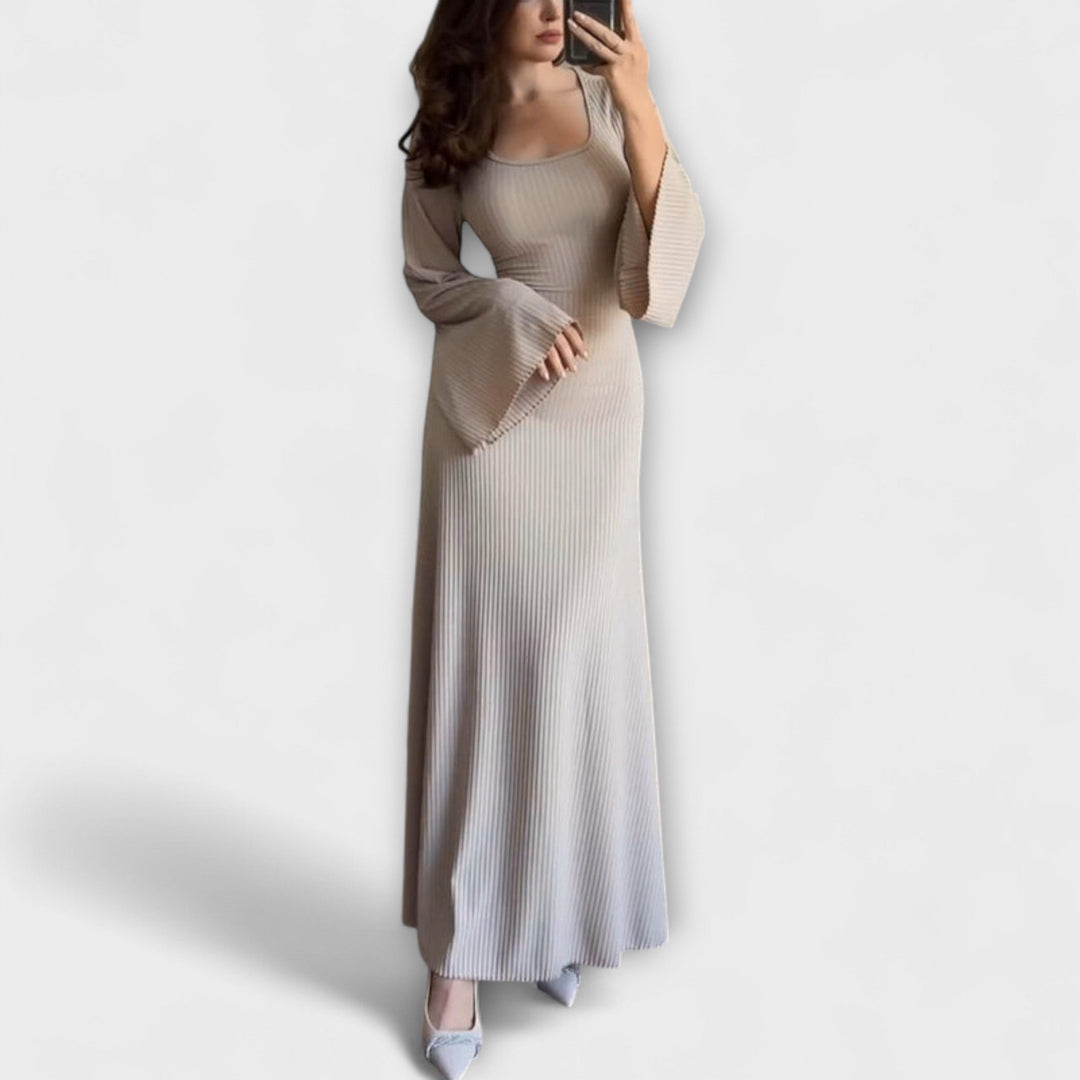 Jocelyn - Stylish Knitted Dress with Waist Detail