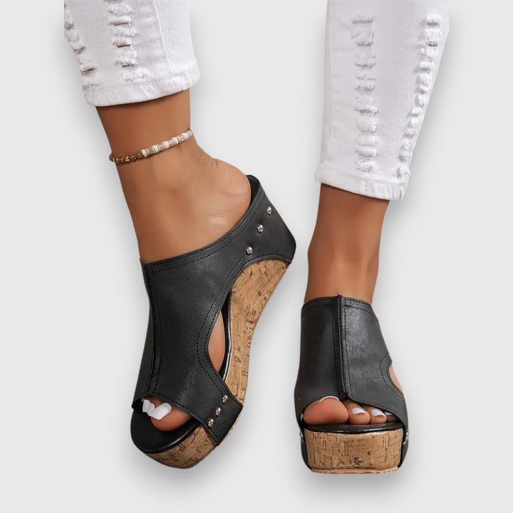 Vicky – Wedge Sandal